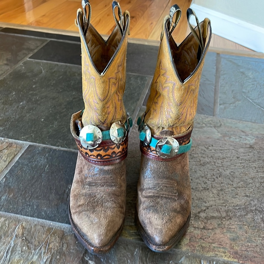 Custom Justin Boots - Picture 1 of 8